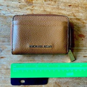 Michael Kors compact wallet/cardholder